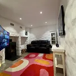 Living Joy - A Warm Place For Relaxation *