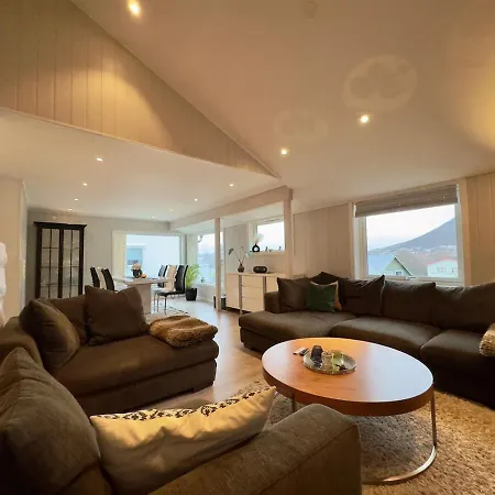 Living Joy - A Warm Place For Relaxation